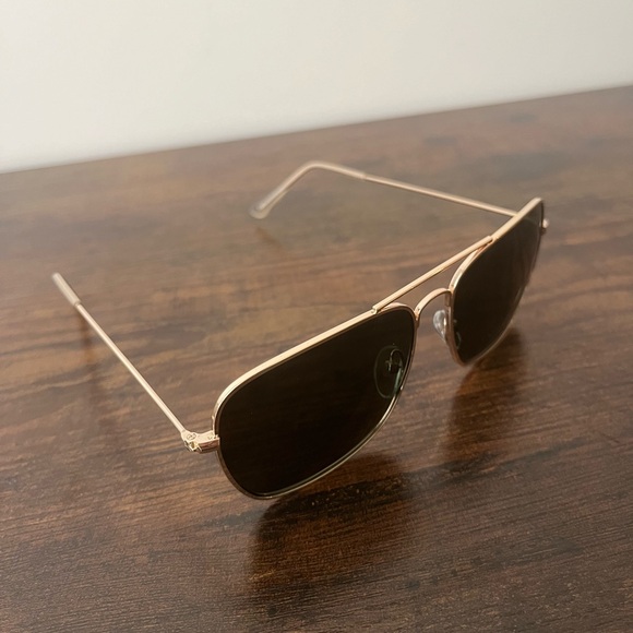 Sunglasses - Picture 2 of 3